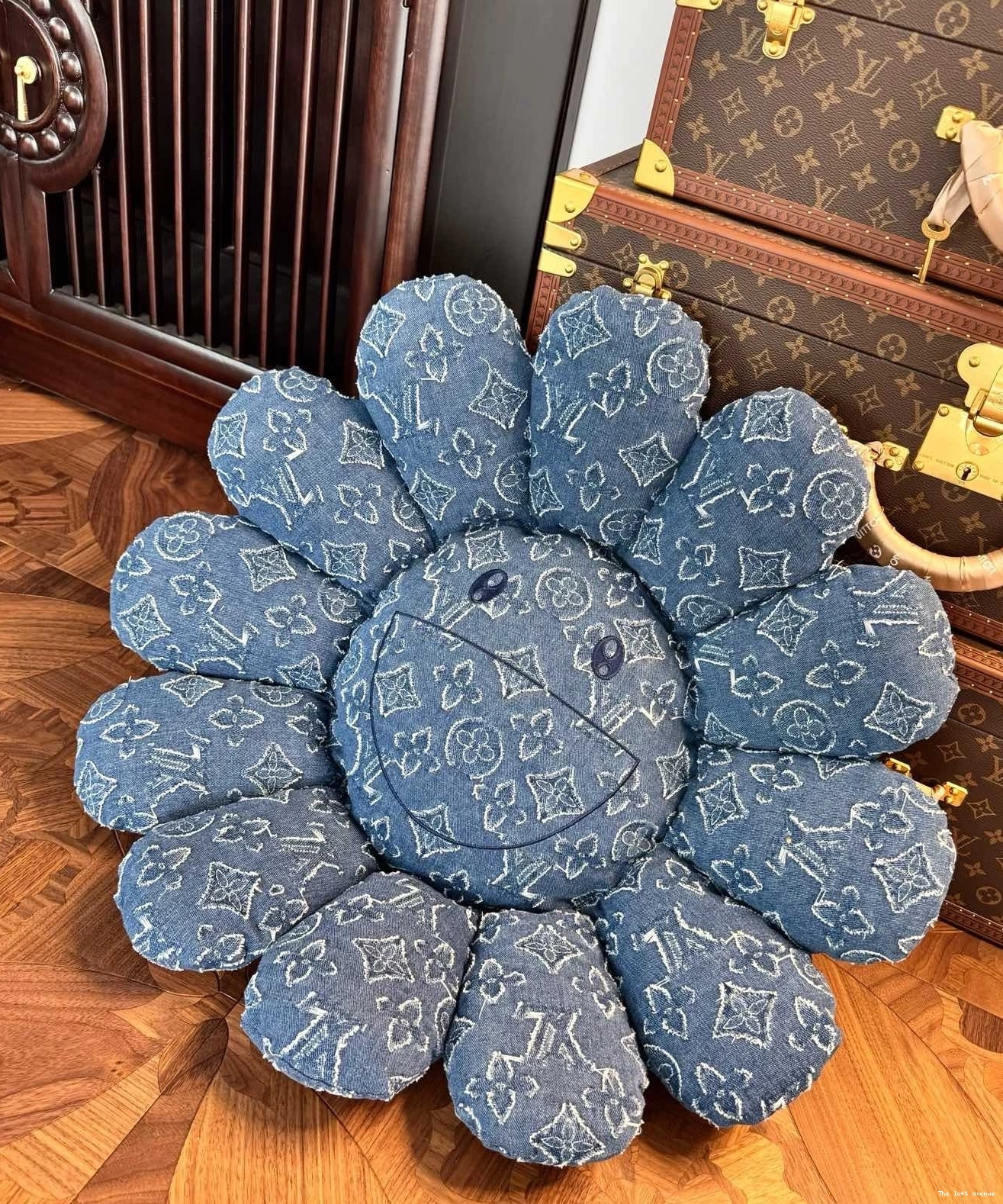PLUSH MURAKAMI FLOWER CUSTOM LV 0712